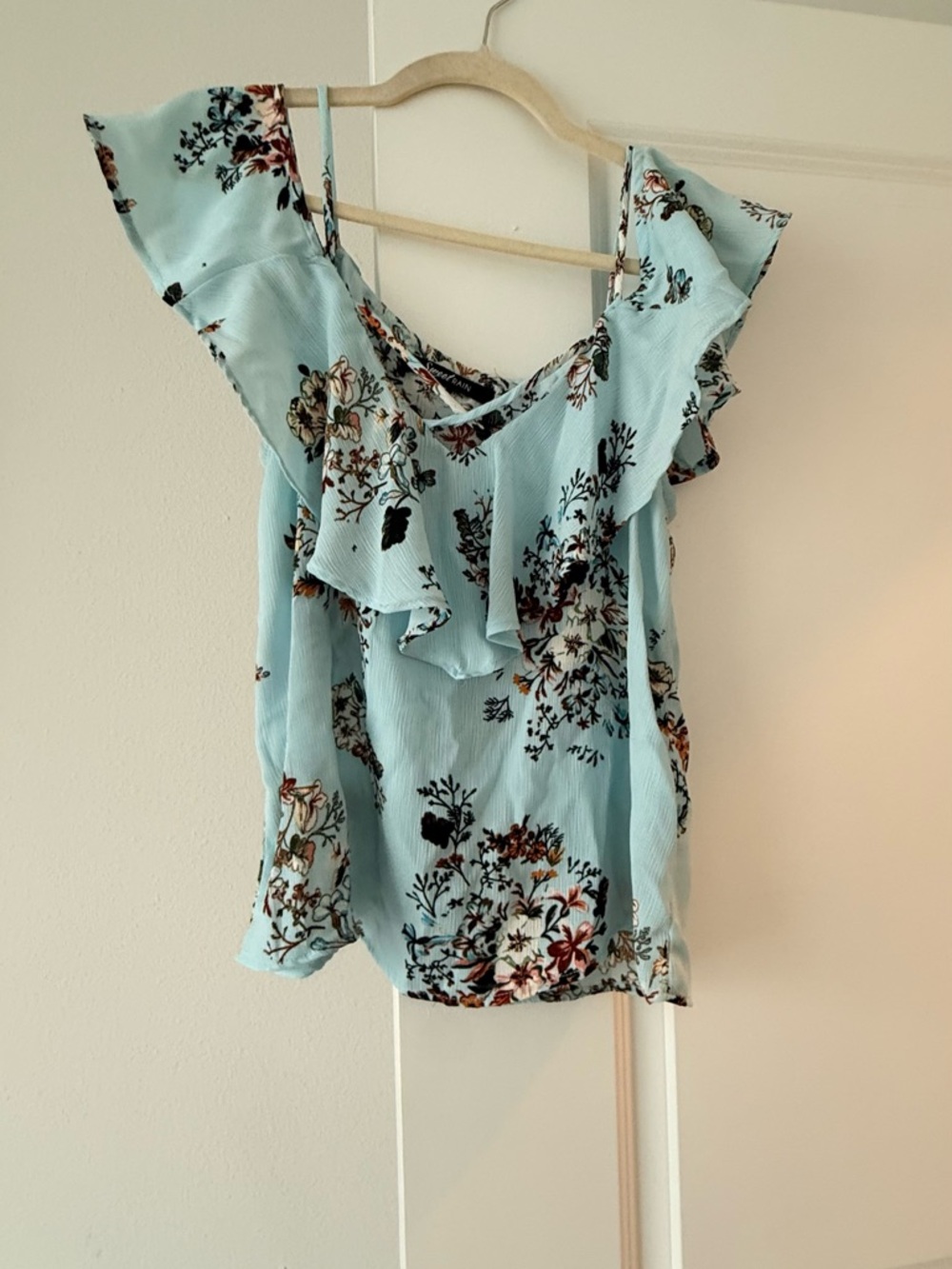 Sweet Rain Light Blue Floral Ruffle Camisole